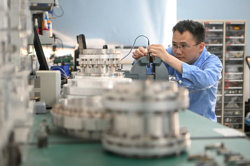 智能化技術研發為經濟運行持續好轉注入更大動力——5月全國各地經濟社會發展掃描